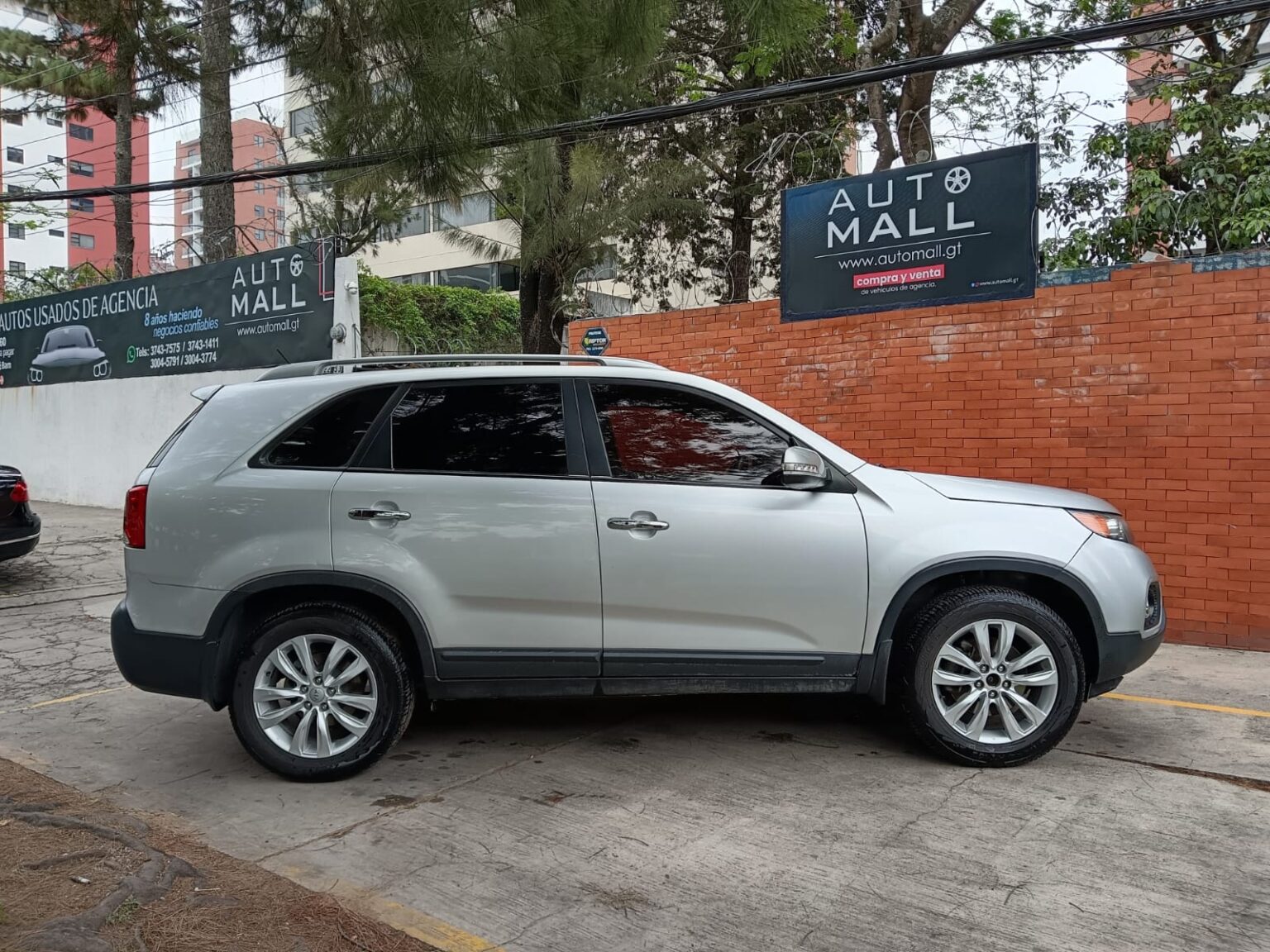 Kia-Sorento-EX-2013-828FJc (18)