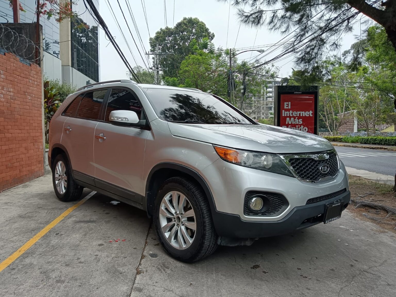 Kia-Sorento-EX-2013-828FJc (4)