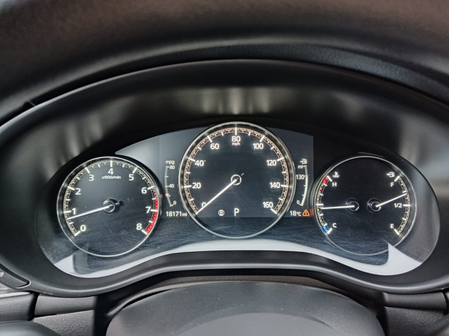Mazda-3-S-2022-898JVT (12)