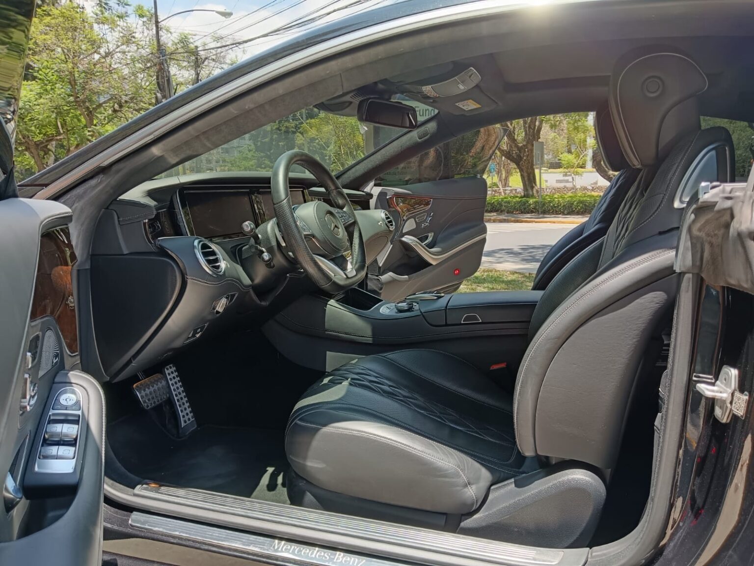 Mercedes-Benz-S500-Coupe-2016-408GNH (18)