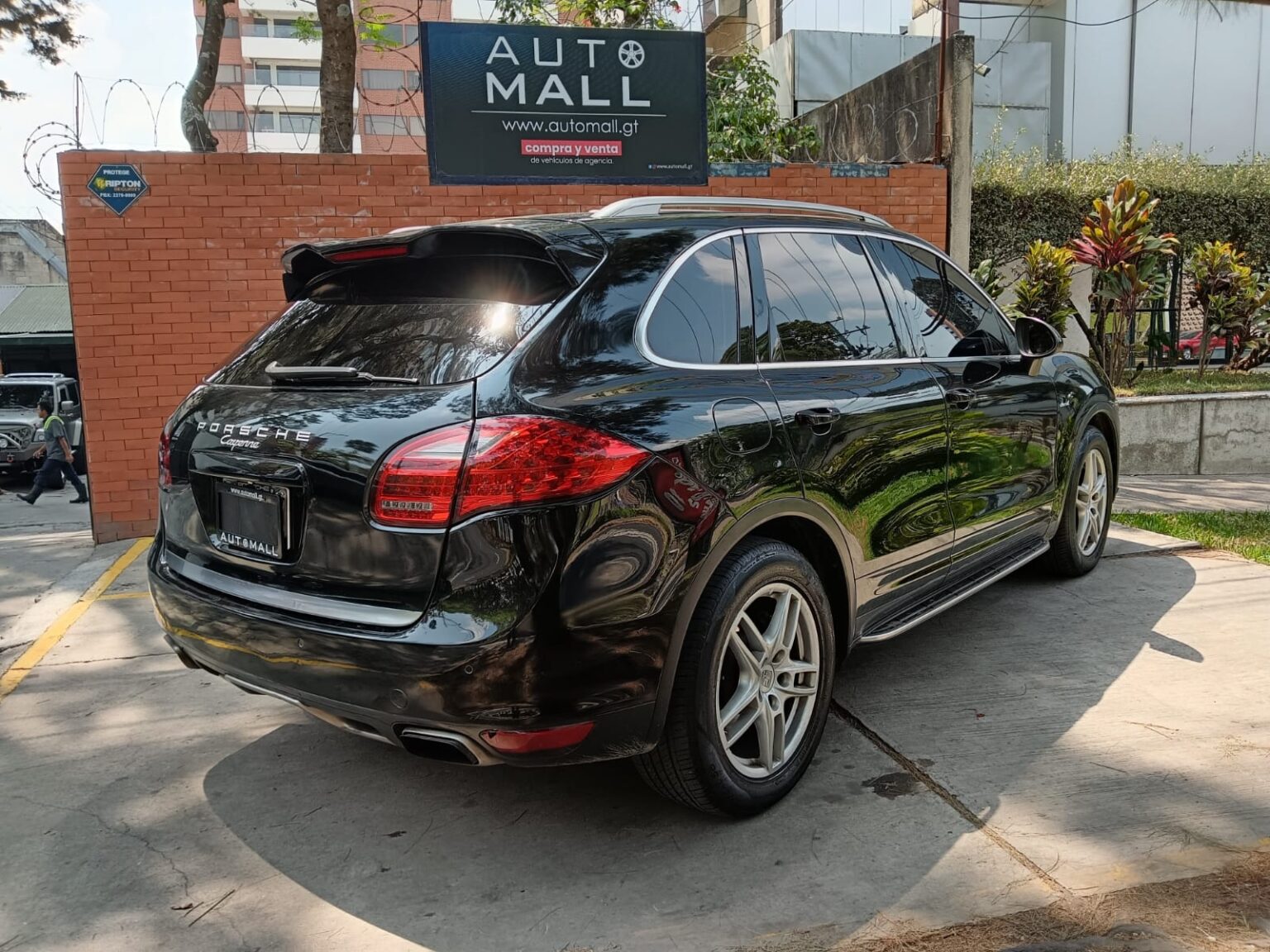 Porsche-Cayenne-Diesel-2011-blindada-879FCX (14)