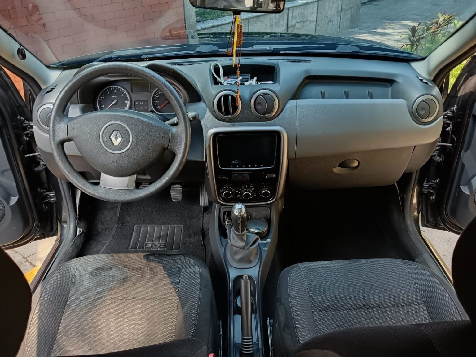 Renault-Duster-MT-2016-042FXB (12)