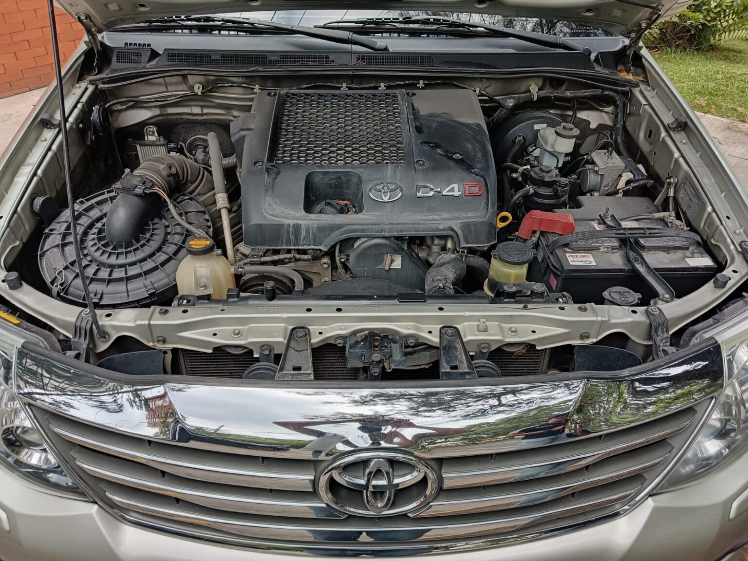 Toyota-Fortuner-2014-680FRD (18)