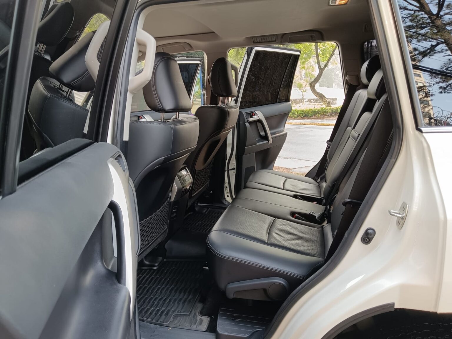 Toyota-Land-Cruiser-Prado-VX-2024-856KKB (13)