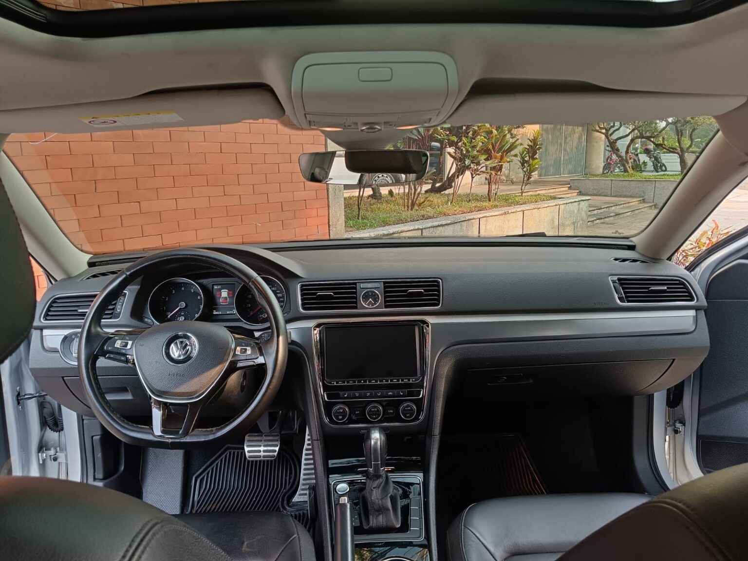 Volkswagen-Passat-RLine-2016-189JLP (11)