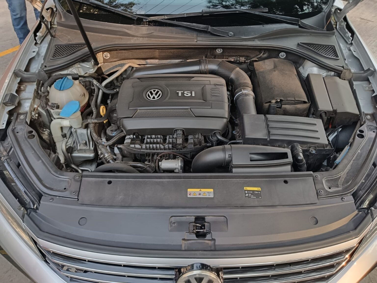 Volkswagen-Passat-RLine-2016-189JLP (3)
