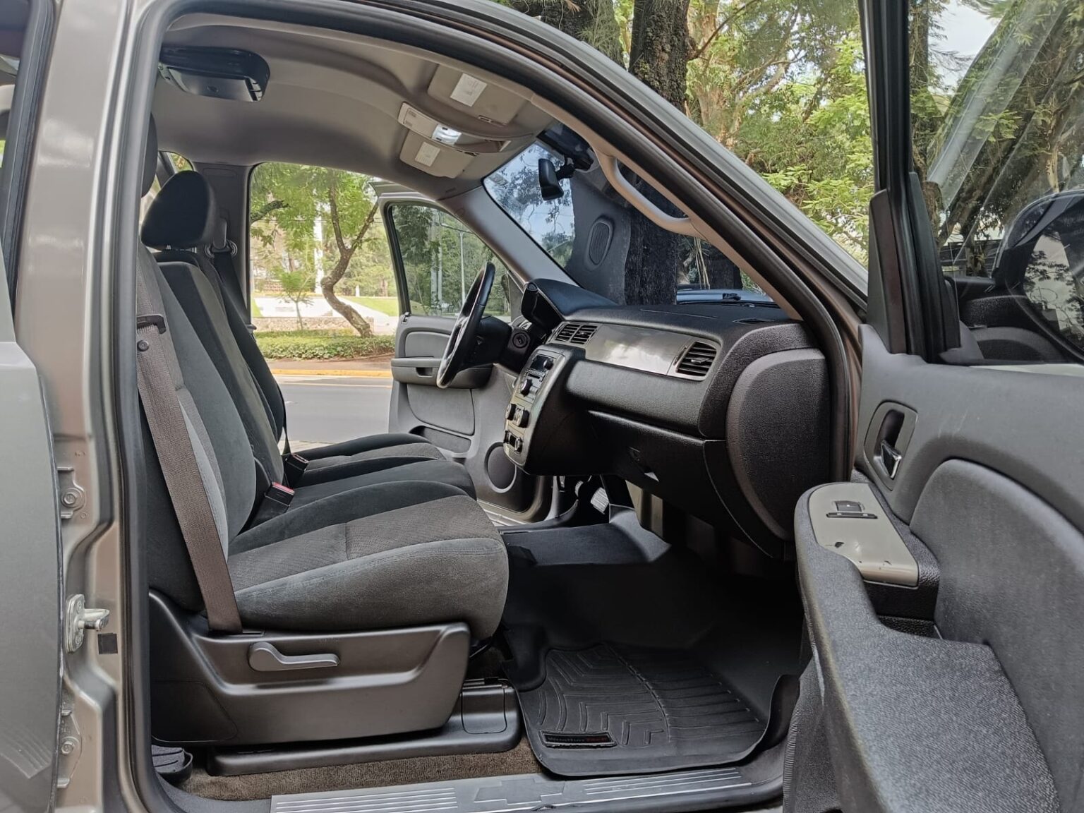 Chevrolet-Tahoe-LS-2008-248DPB (4)