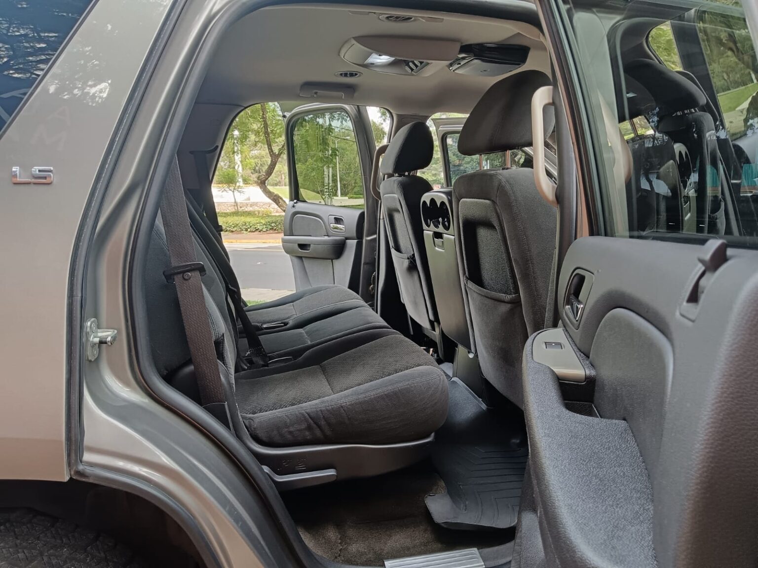 Chevrolet-Tahoe-LS-2008-248DPB (5)