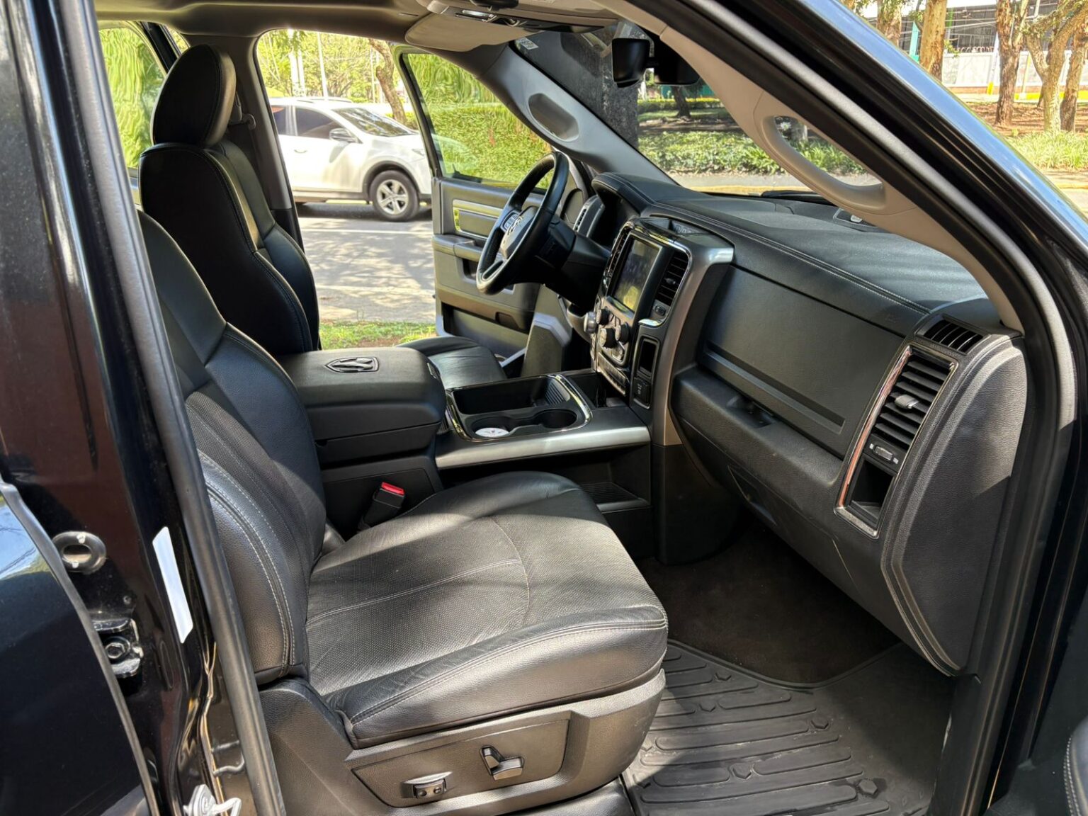Dodge-Ram-1500-Sport-2018-837GTV (12)