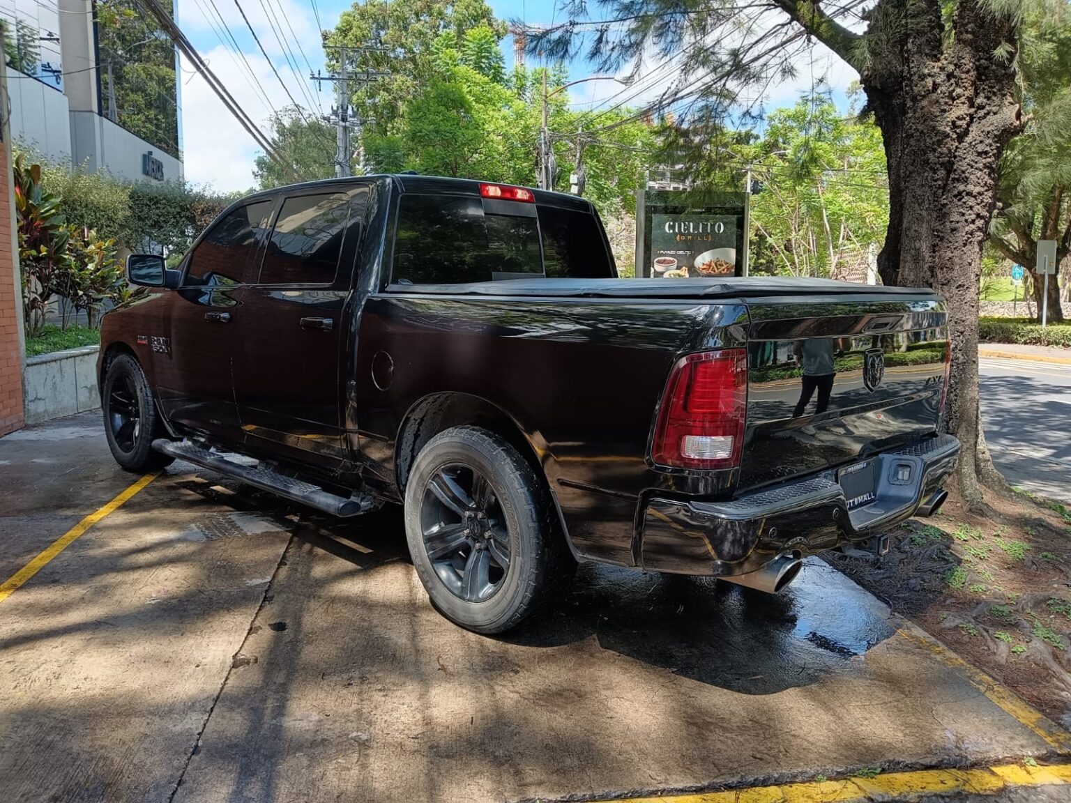 Dodge-Ram-1500-Sport-2018-837GTV (9)