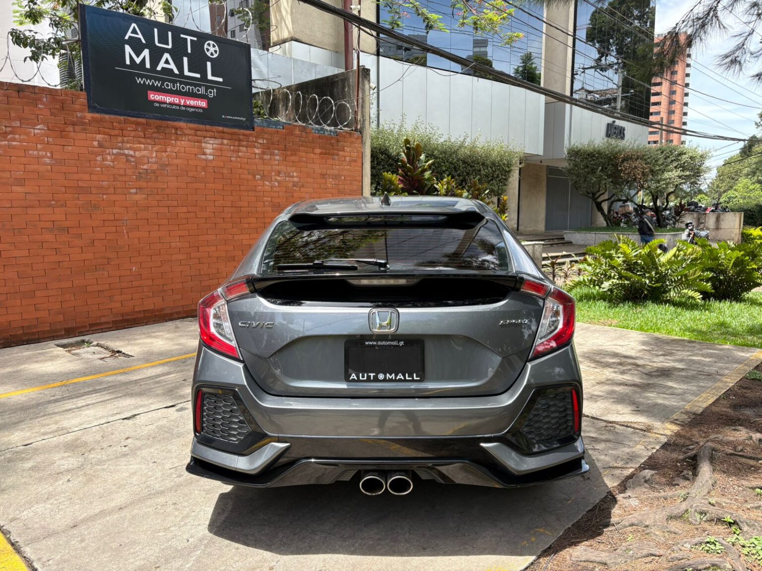 Honda-Civic-Sport-2017-231GVT (10)