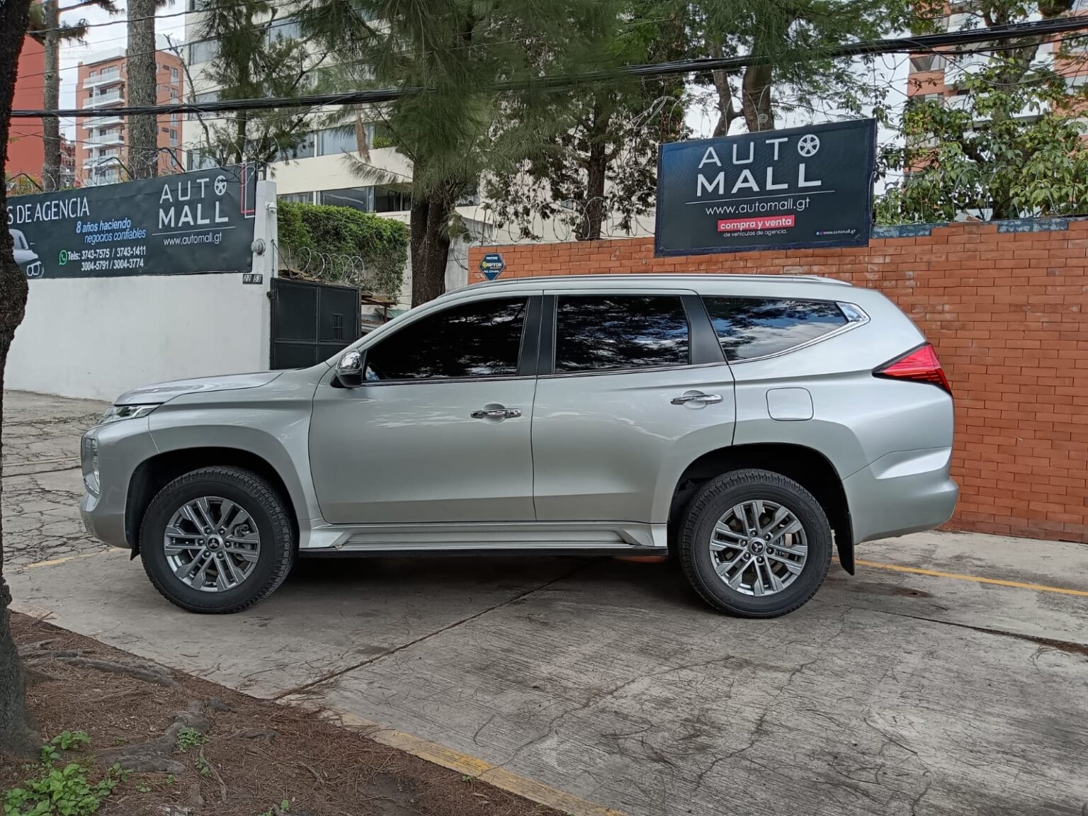 Mitsubishi-Montero-Sport-2024-107KRS (3)