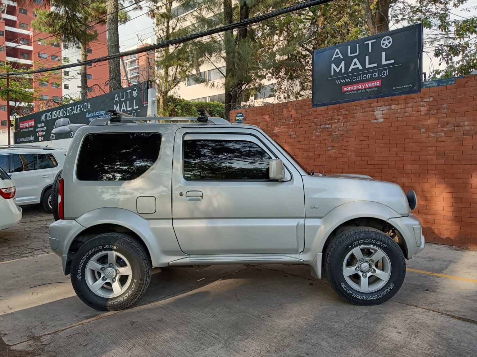 Suzuki-Jimny-JLX-AT-2013-038FLT (13)