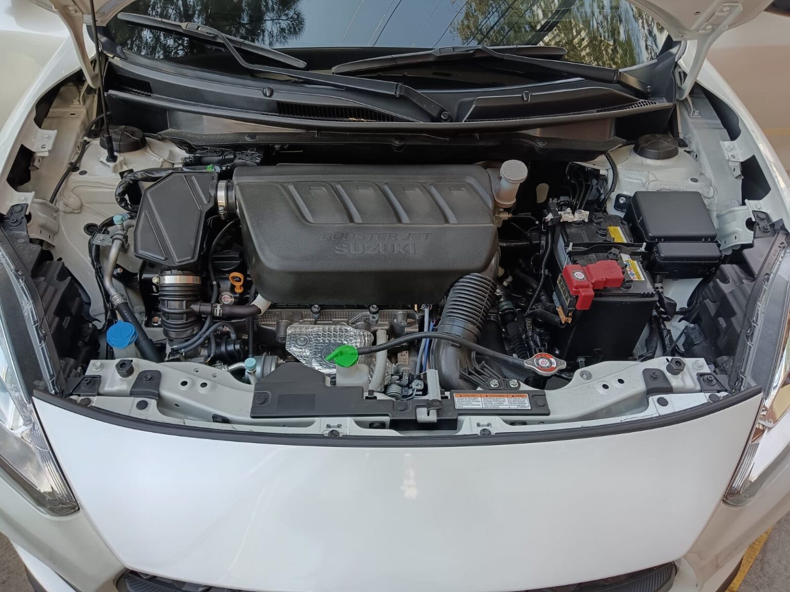 Suzuki-Swift-Sport-2024-415KWY (8)