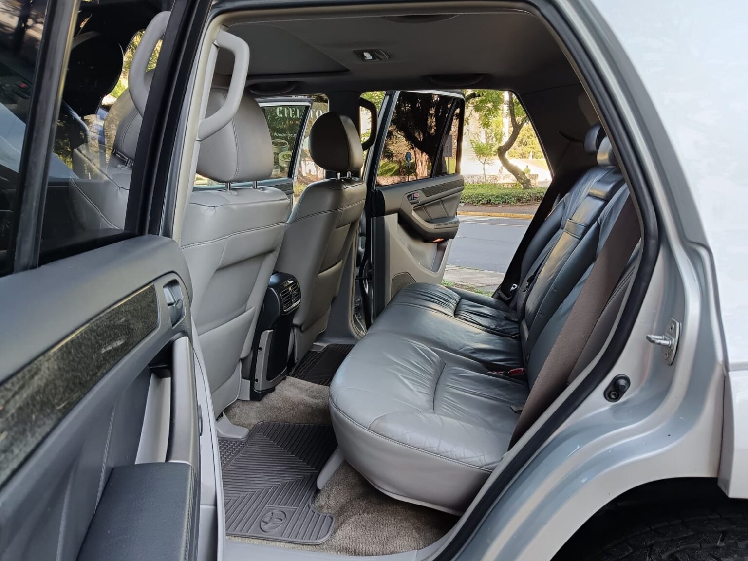 Toyota-4Runner-Limited-2003-996DVL (11)