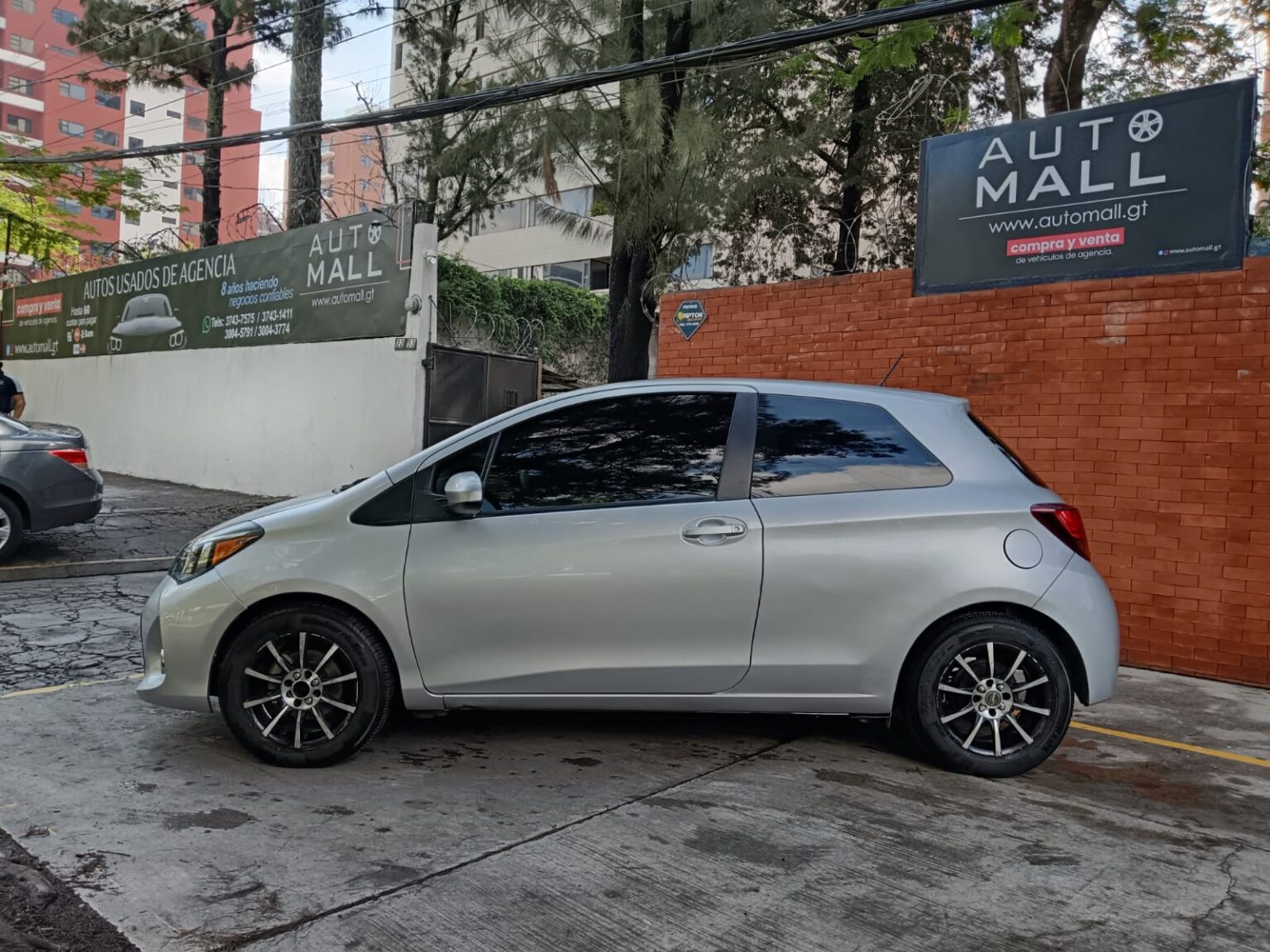 Toyota-Yaris-HB-AT-2015-590GDT (1)