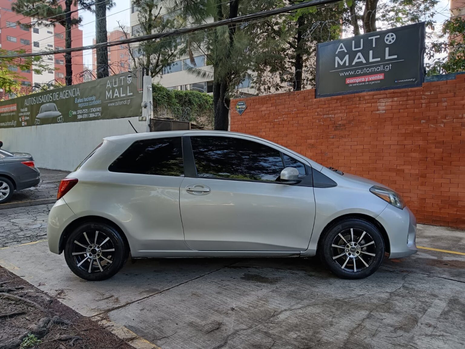 Toyota-Yaris-HB-AT-2015-590GDT (11)