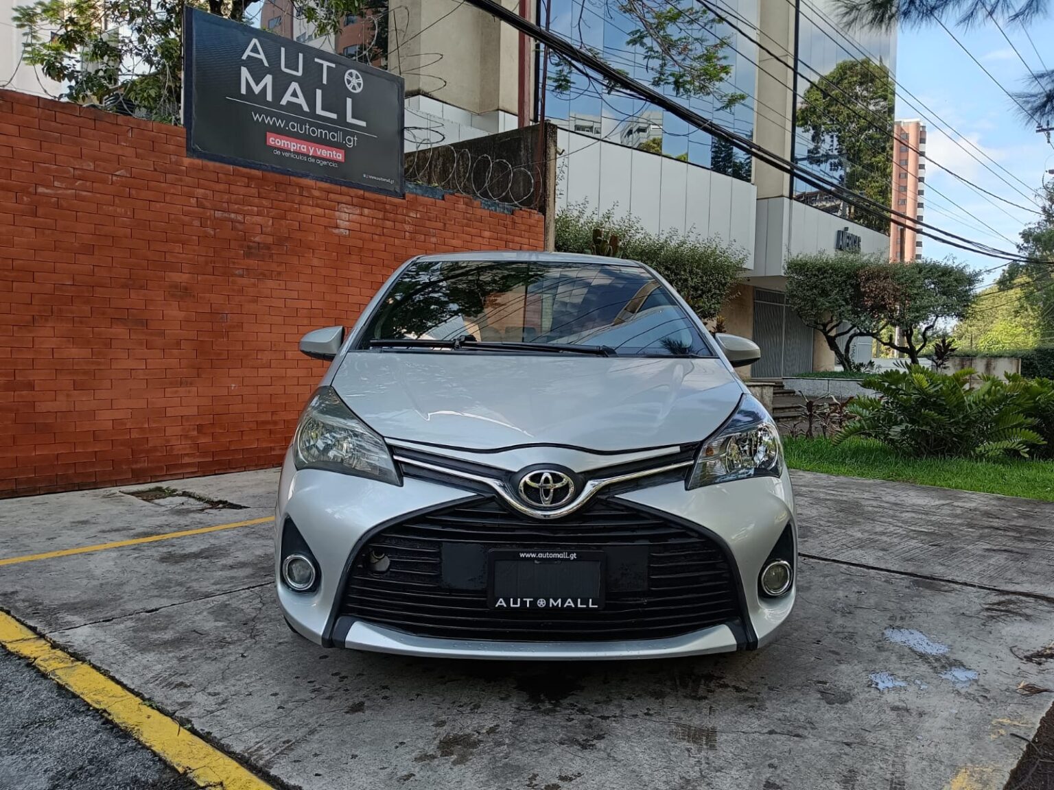 Toyota-Yaris-HB-AT-2015-590GDT (3)