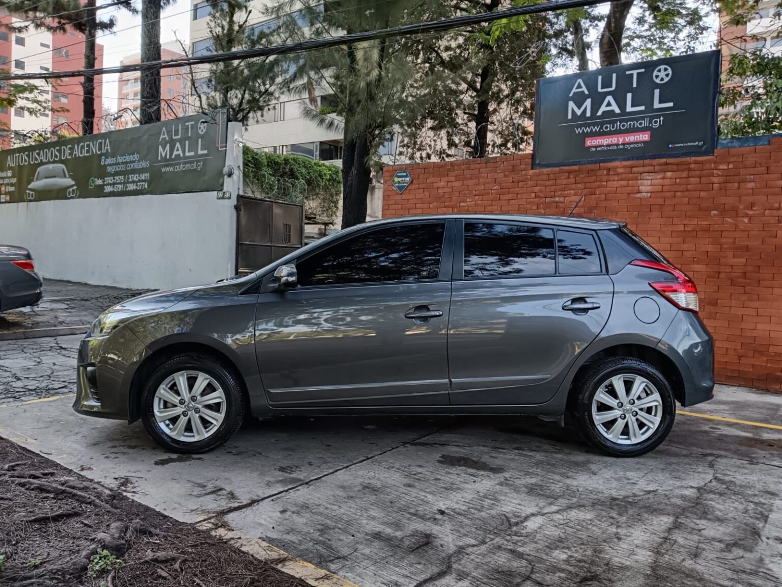 Toyota-Yaris-HB-MT-2018-944GXN (1)
