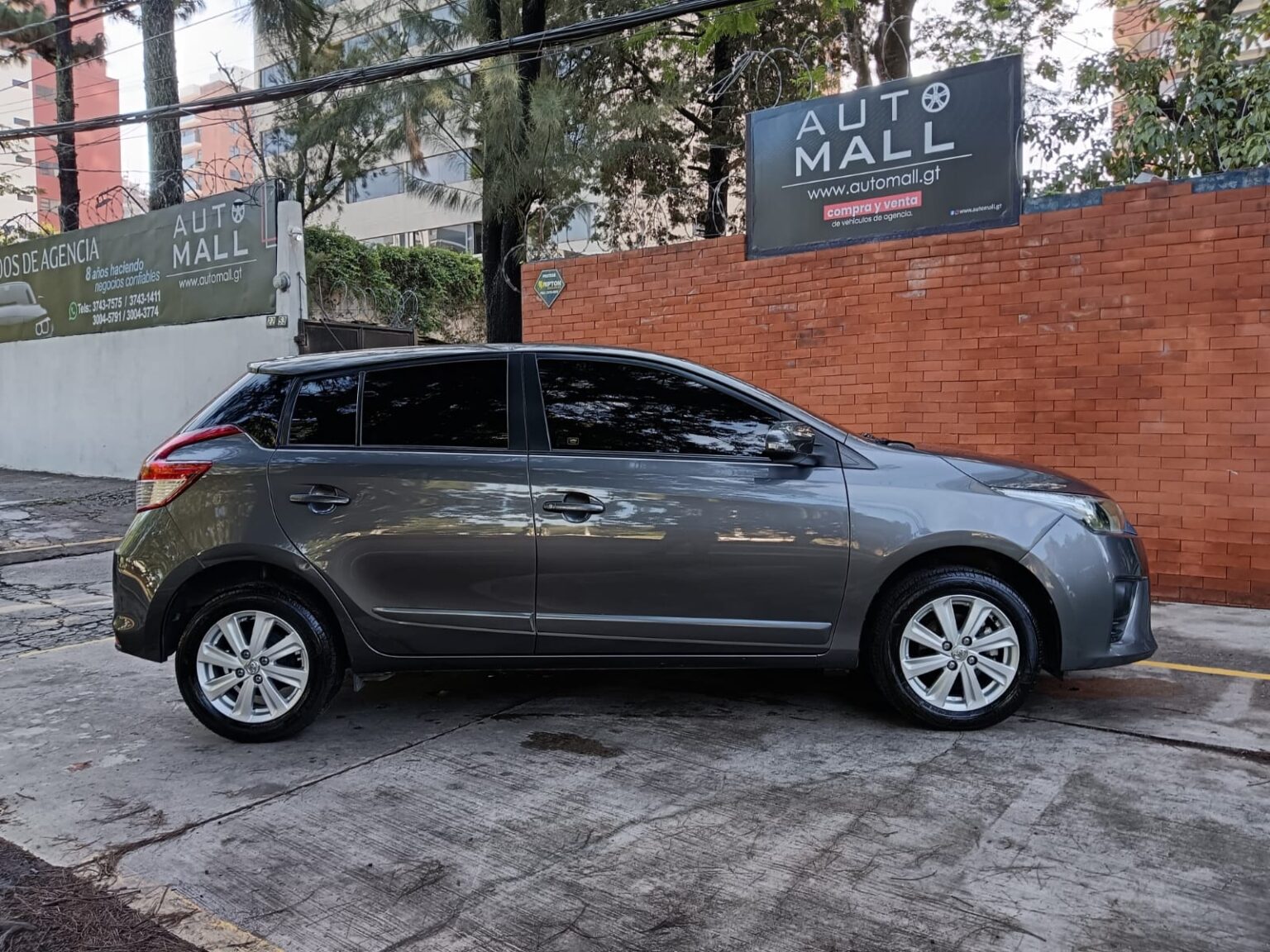 Toyota-Yaris-HB-MT-2018-944GXN (14)