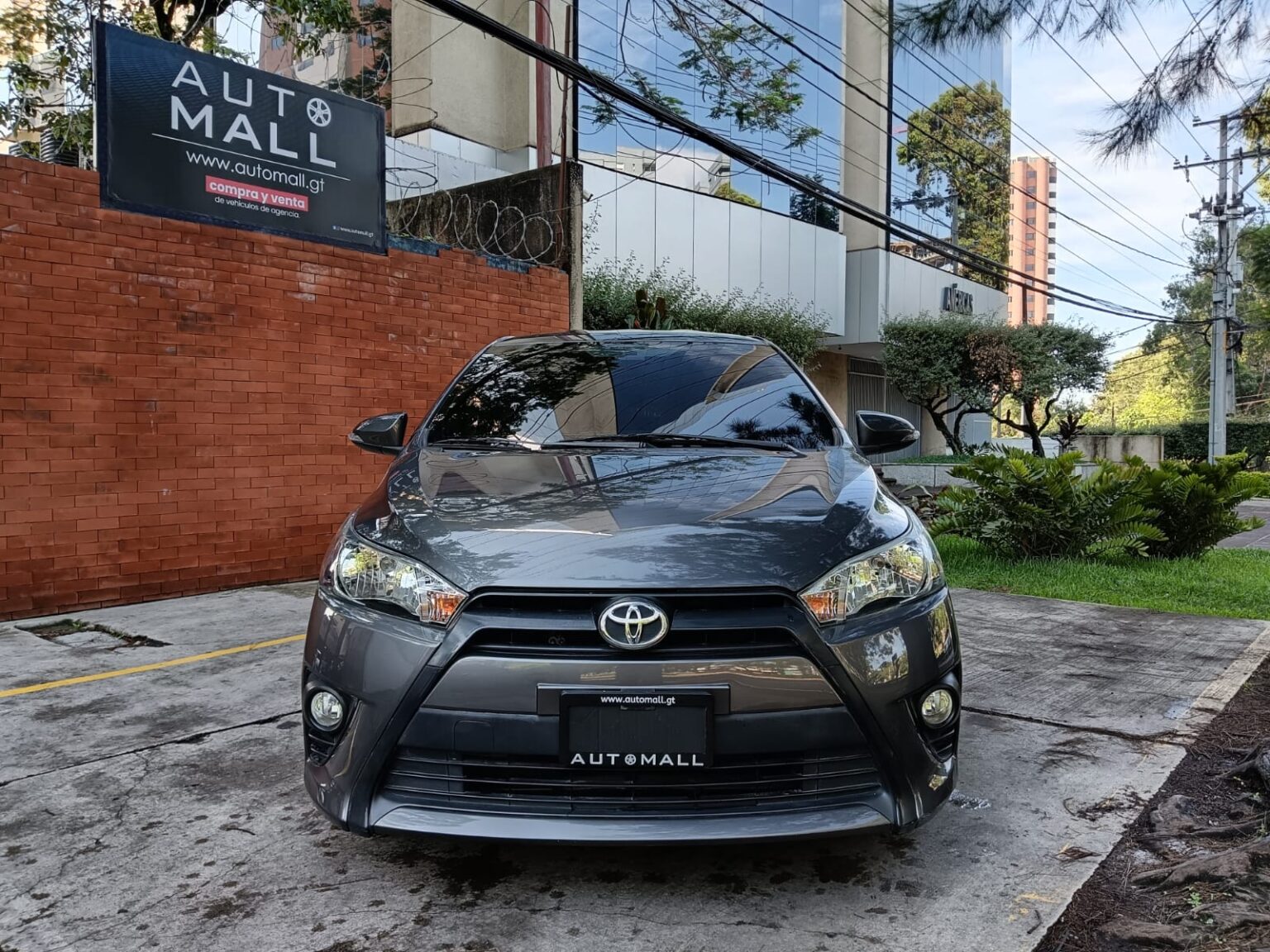 Toyota-Yaris-HB-MT-2018-944GXN (5)
