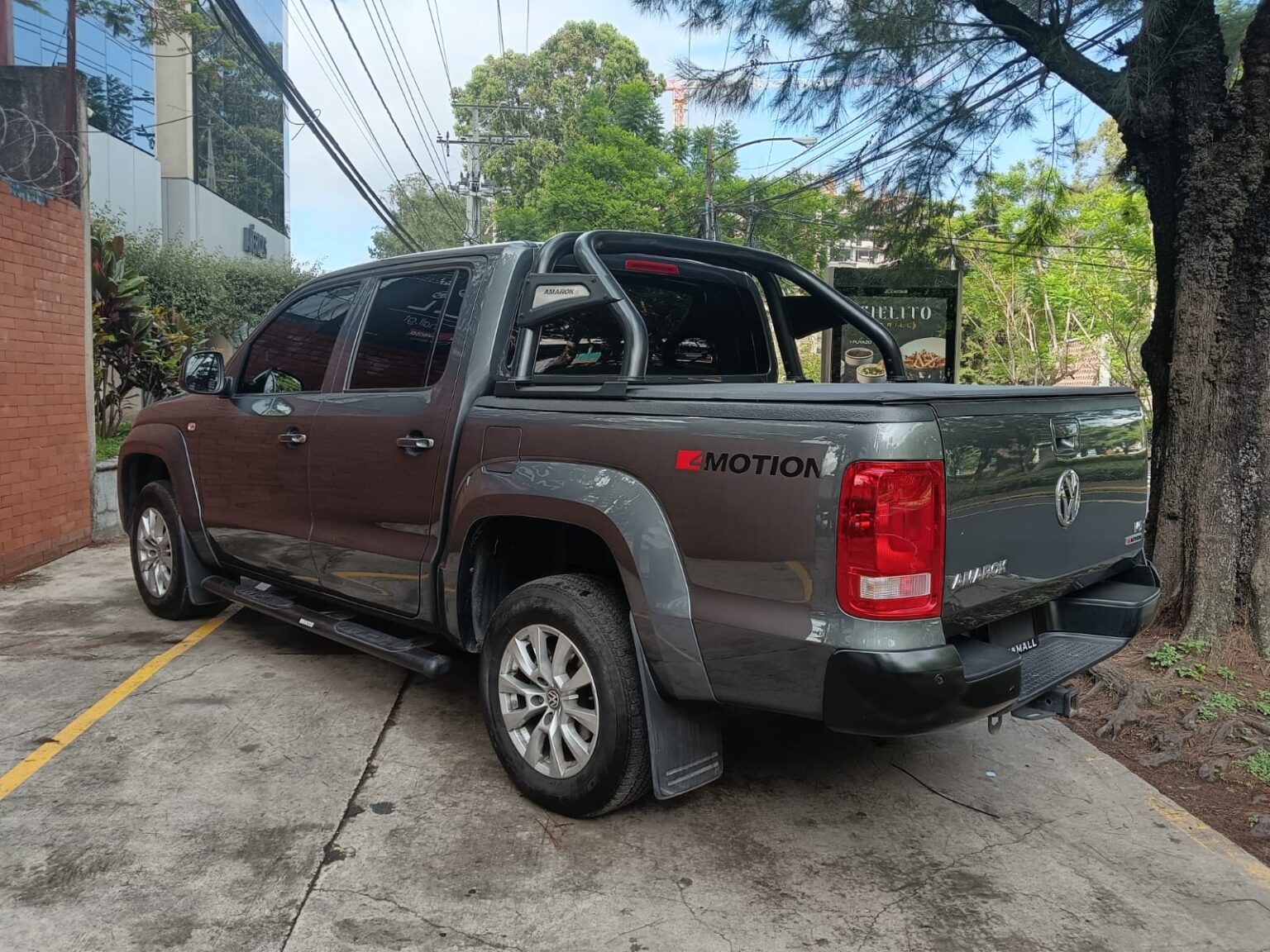 Volkswagen-Amarok-V6-2023-210KVG (19)