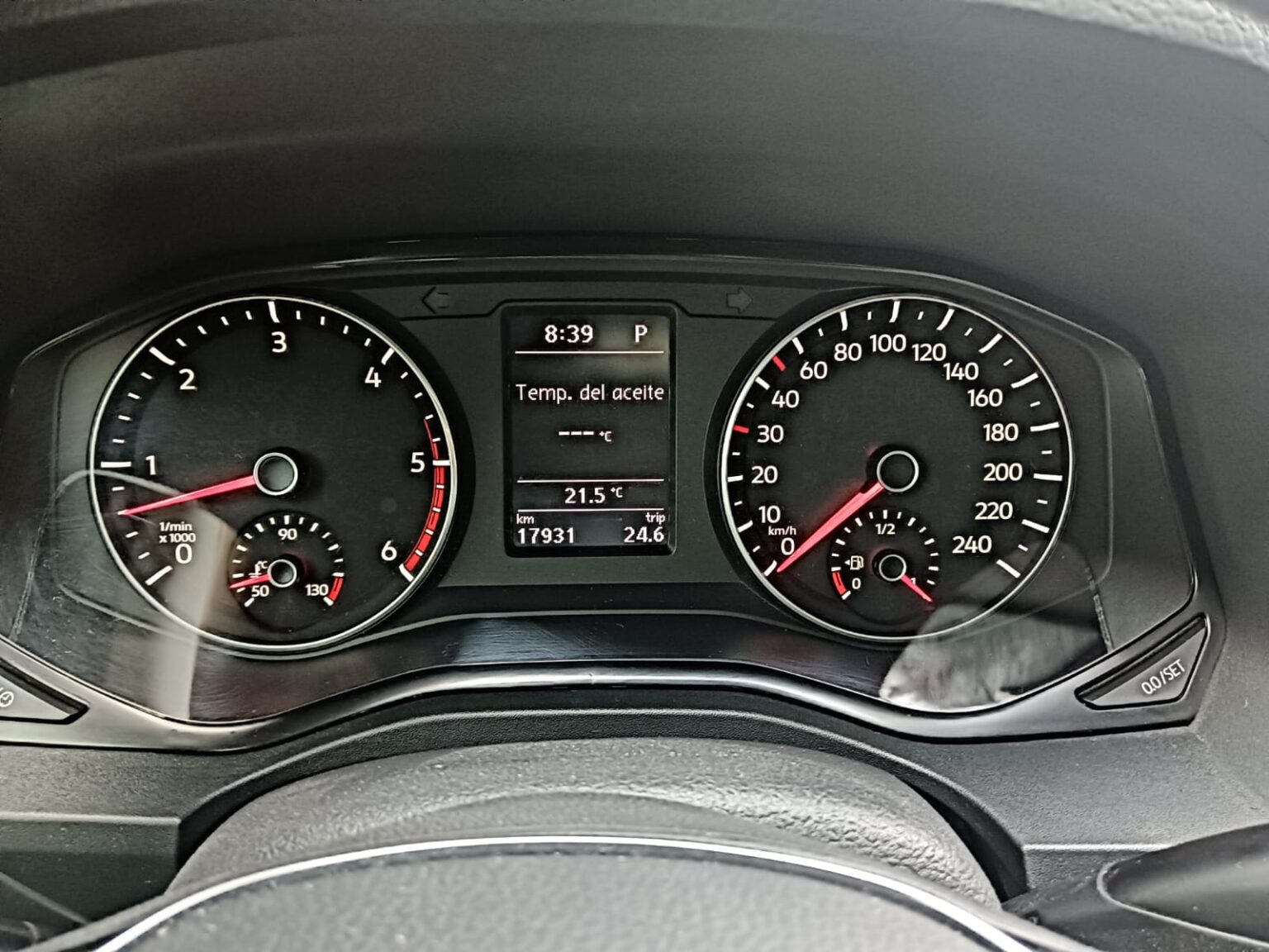 Volkswagen-Amarok-V6-2023-210KVG (9)