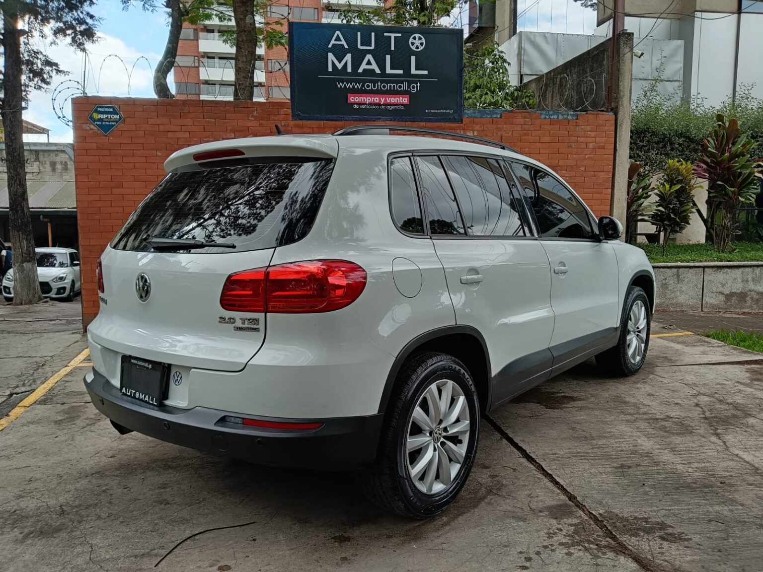 Volkswagen-Tiguan-2014-022FQY (3)
