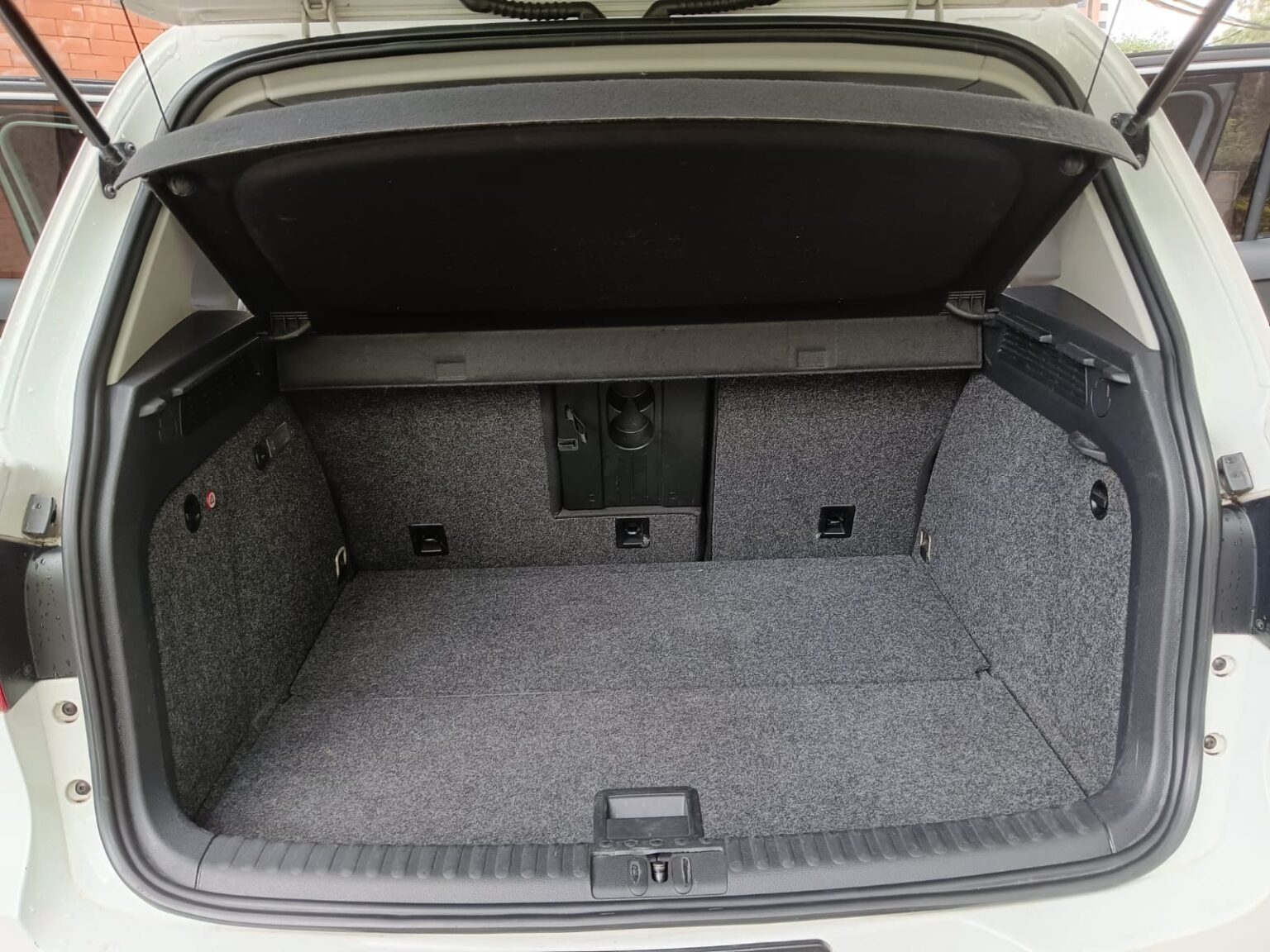 Volkswagen-Tiguan-2014-022FQY (7)