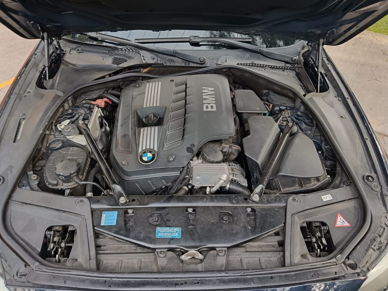 BMW-523i-2011-896fdg (12)