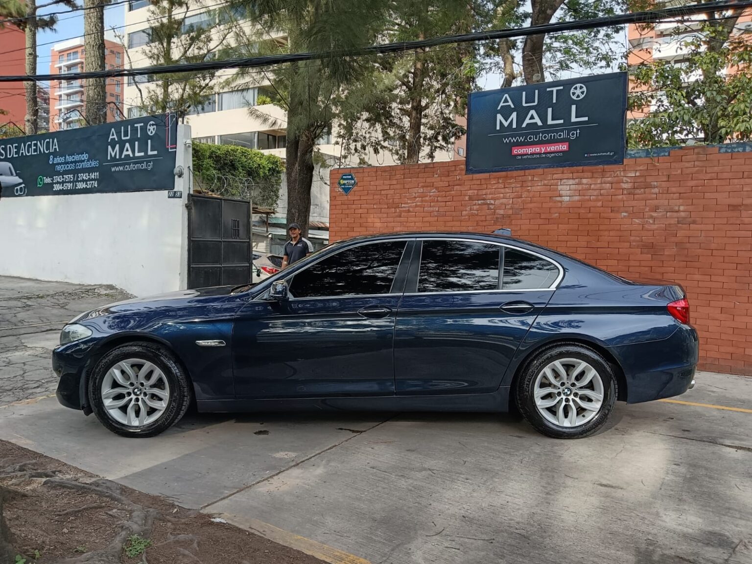 BMW-523i-2011-896fdg (16)