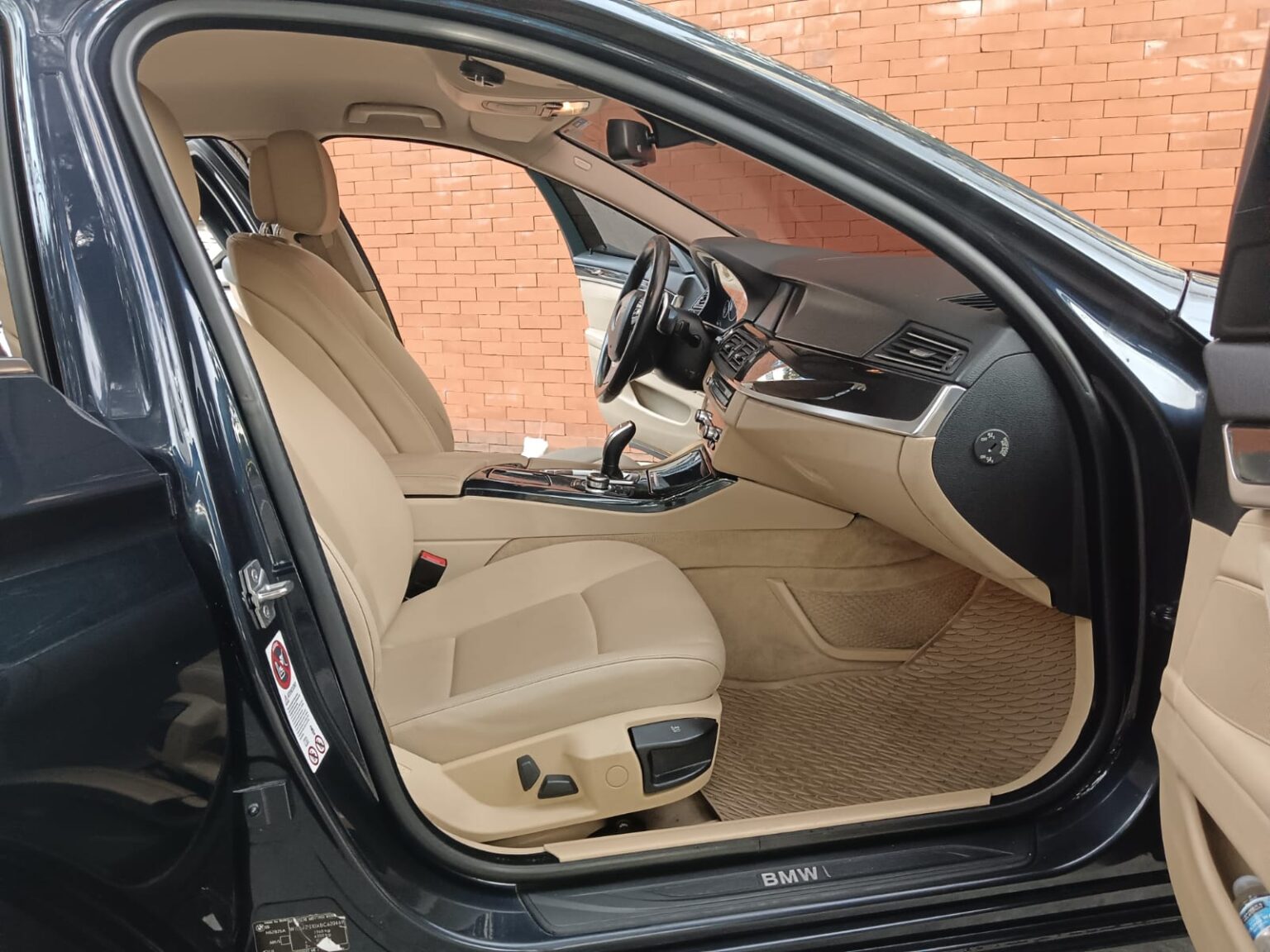 BMW-523i-2011-896fdg (7)