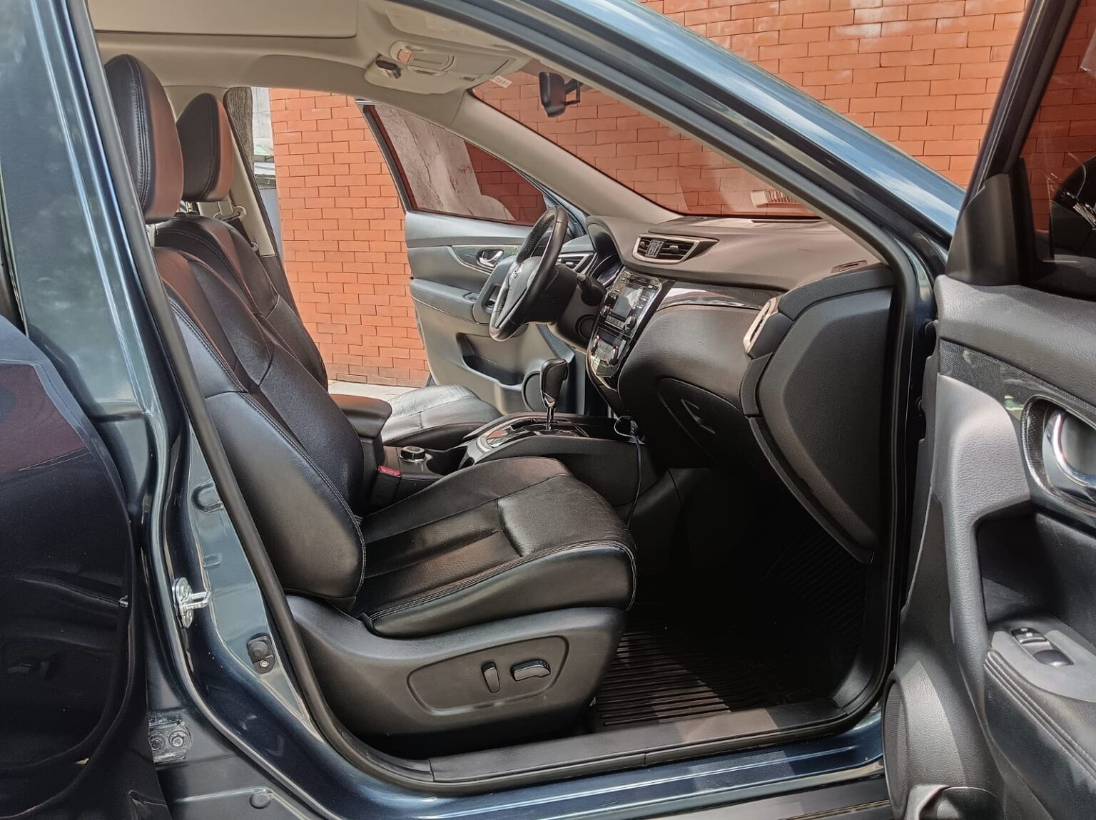 Nissan-XTrail-2017-149GLD (11)