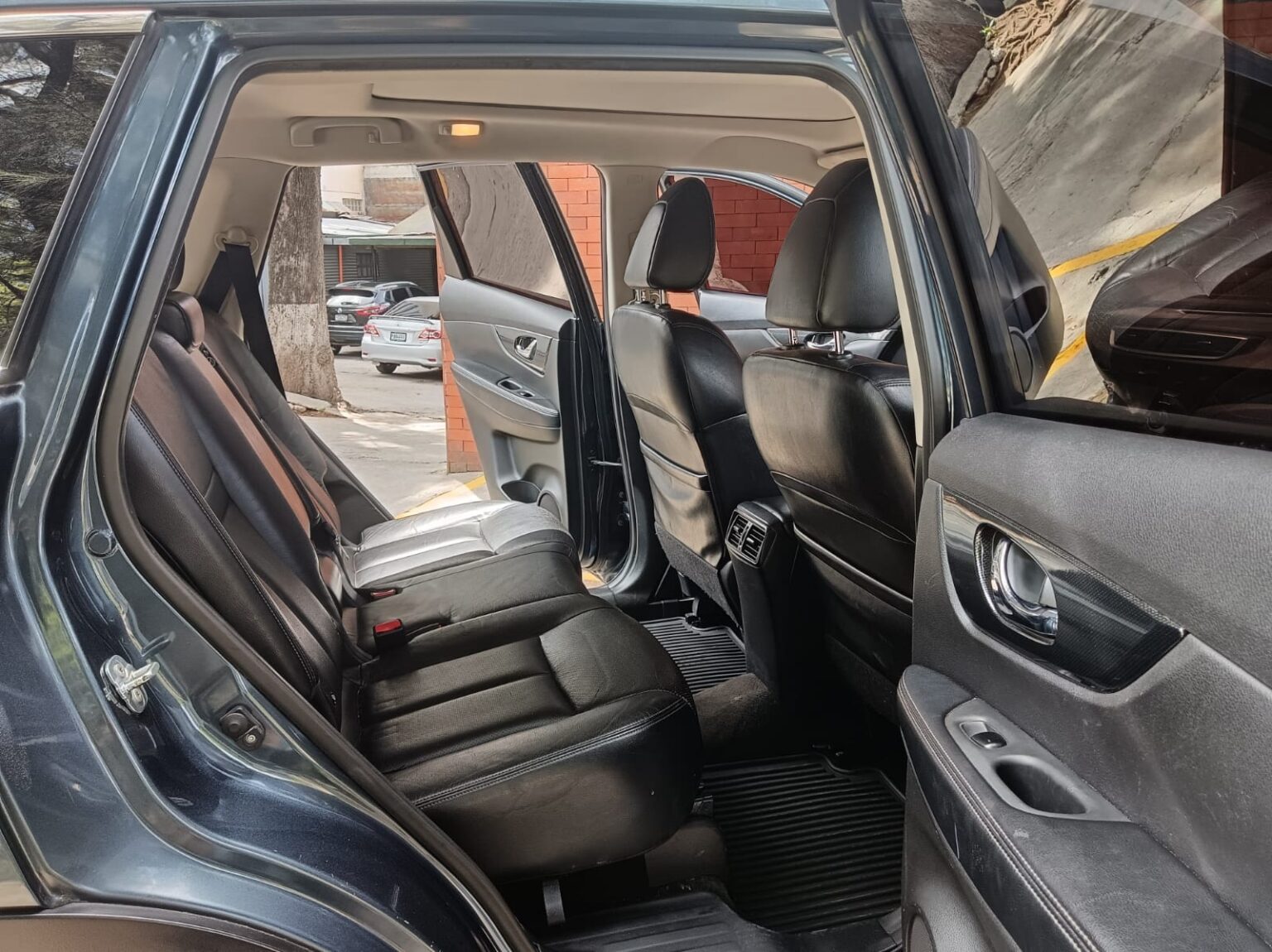 Nissan-XTrail-2017-149GLD (8)