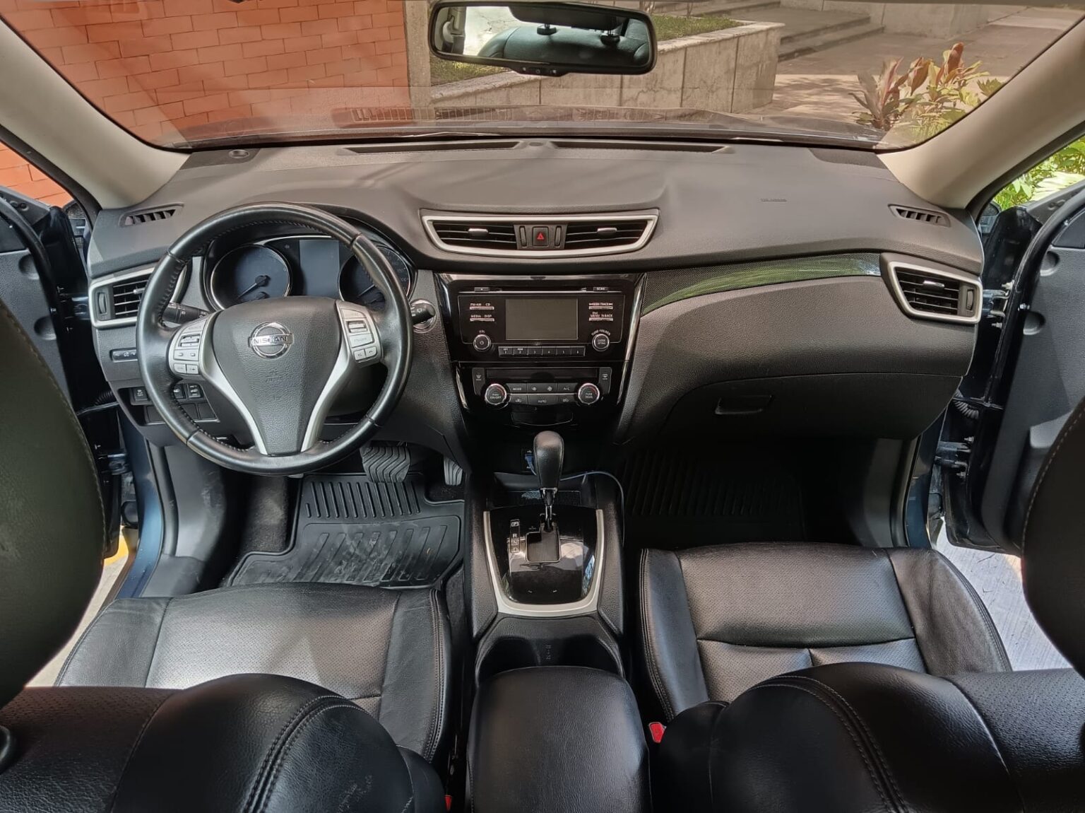 Nissan-XTrail-2017-149GLD (9)