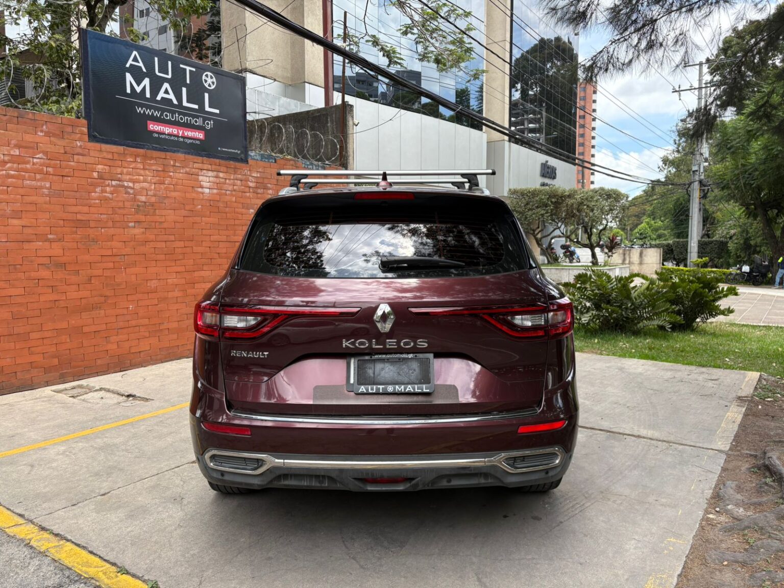 Renault-Koleos-2018-300GYR (5)