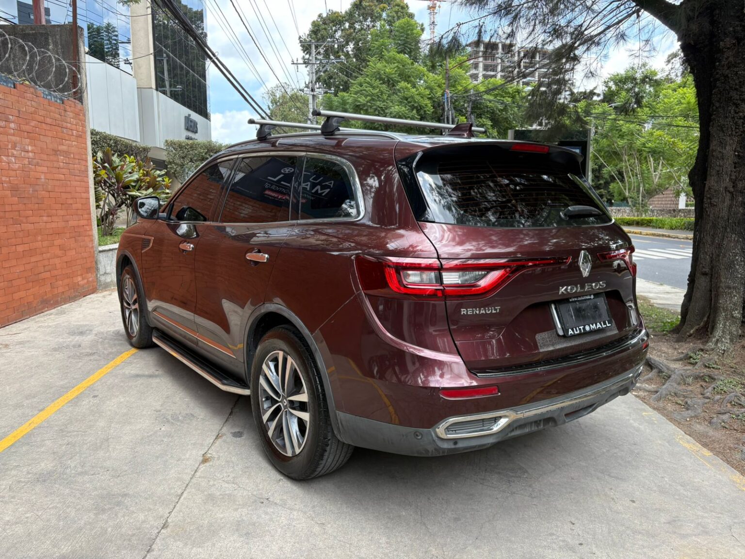 Renault-Koleos-2018-300GYR (6)