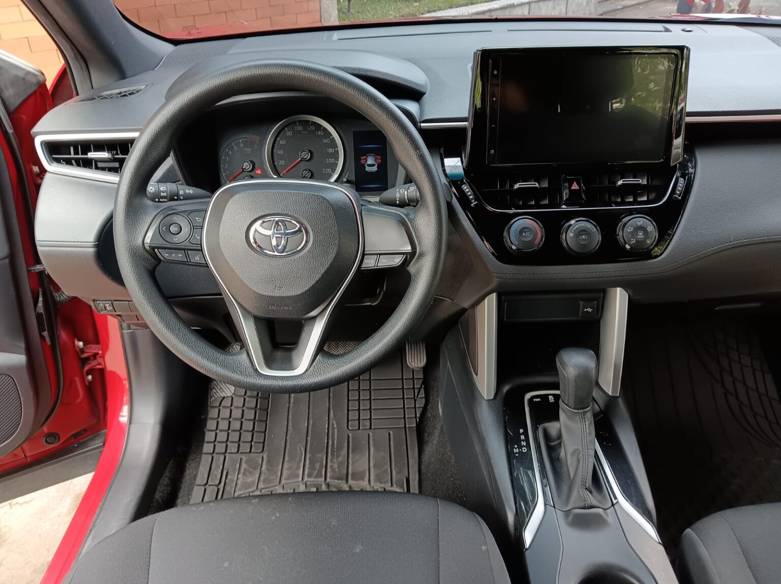 Toyota-Corolla-Cross-2023-965JWV (13)