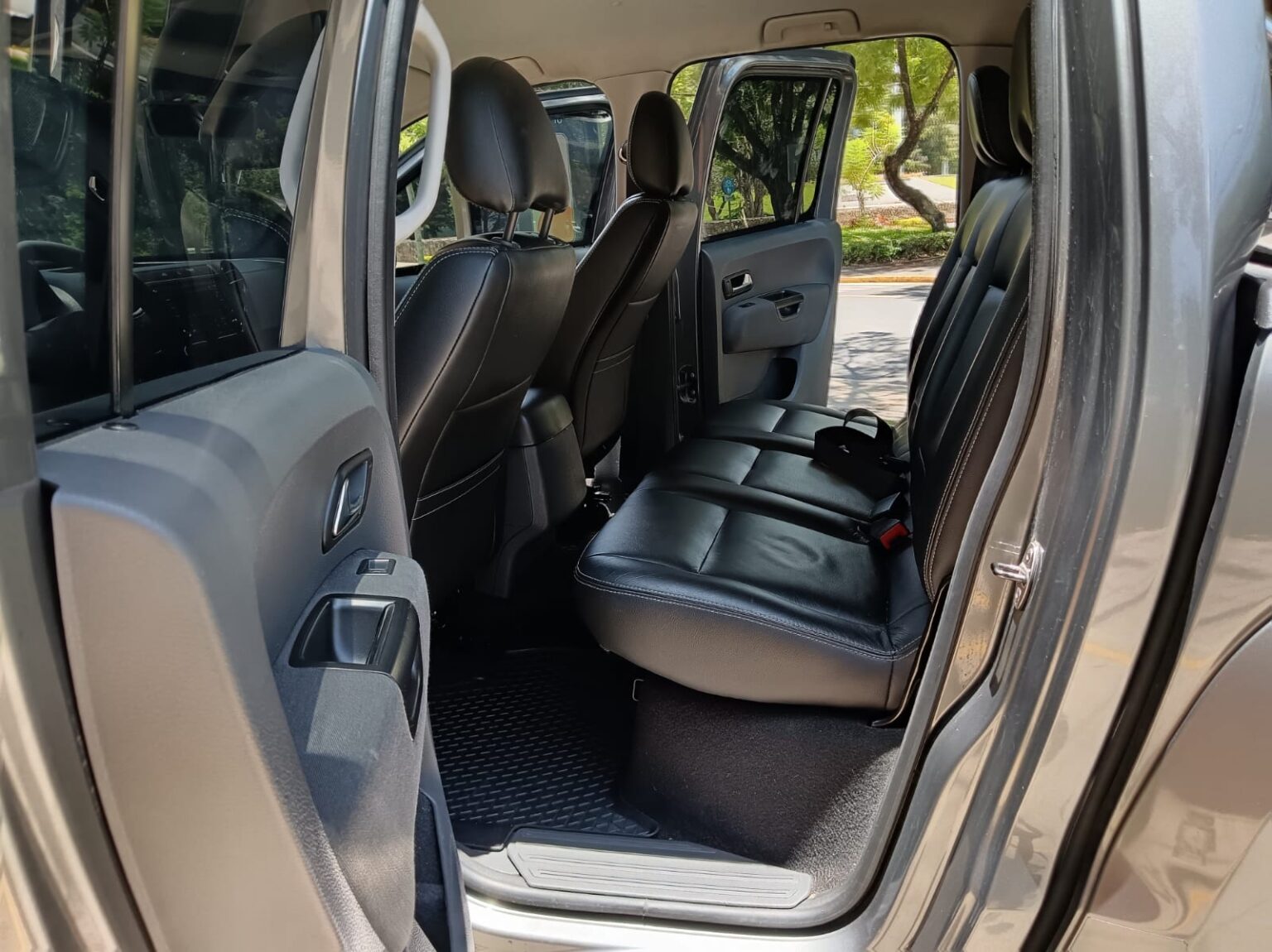 Volkswagen-Amarok-2014-blindado-306FPV (11)