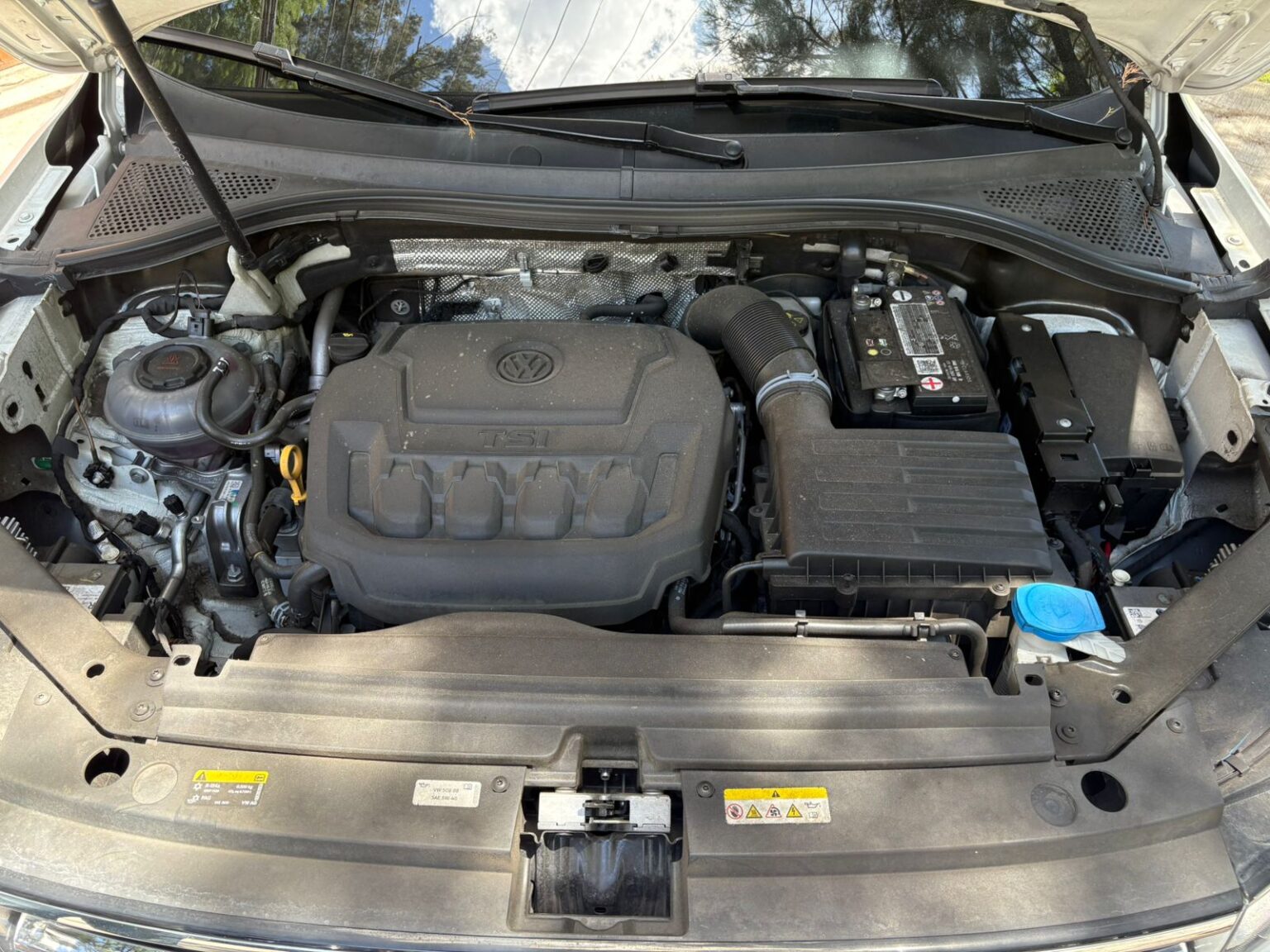 Volkswagen-Tiguan-2023-212KLN (15)