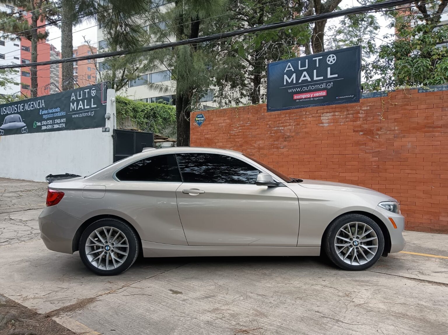 BMW-228i-2015-726LFH (13)