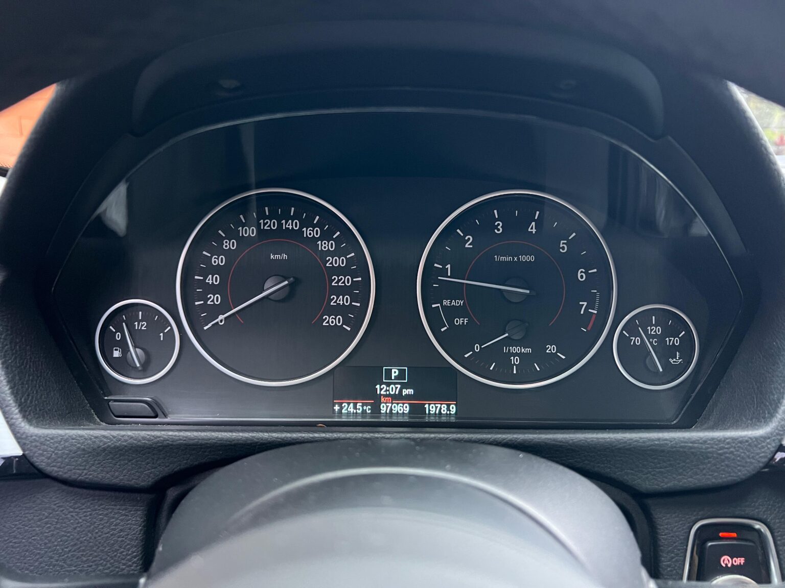 BMW-335i-2014-432FLV (15)