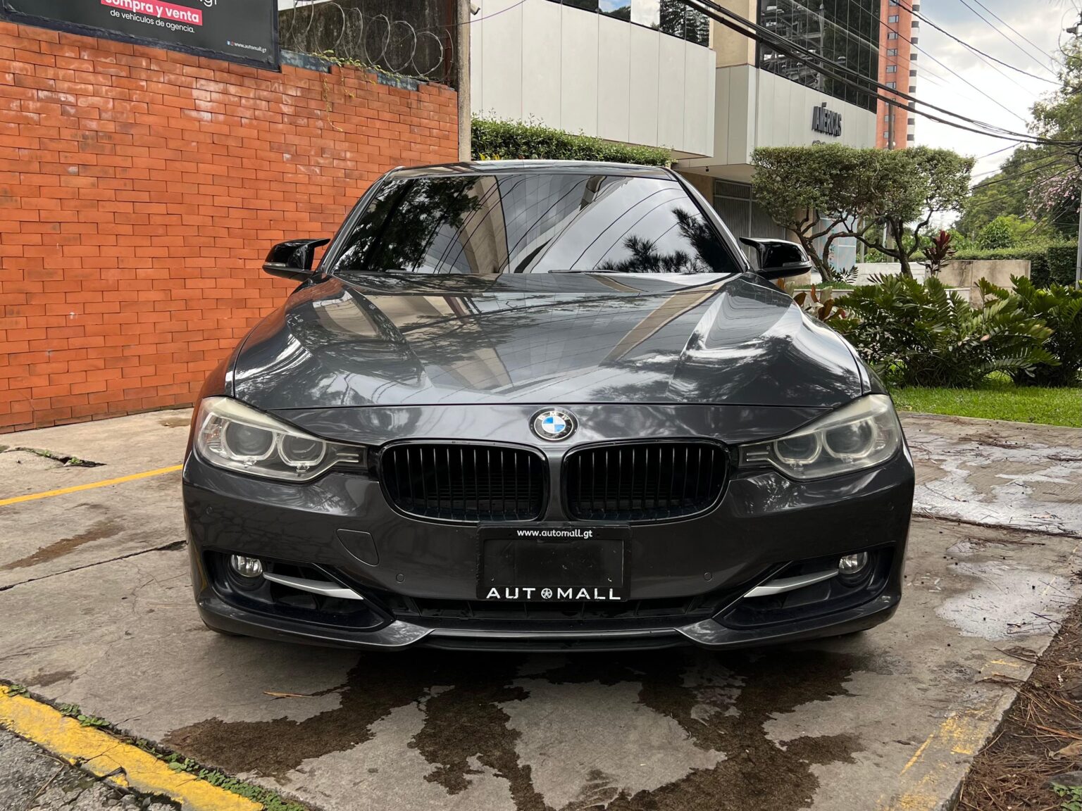 BMW-335i-2014-432FLV (2)