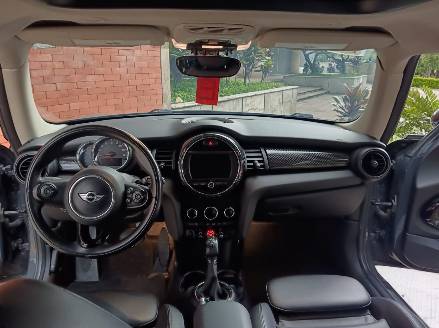 Mini-Cooper-S-2017-009JML (13)