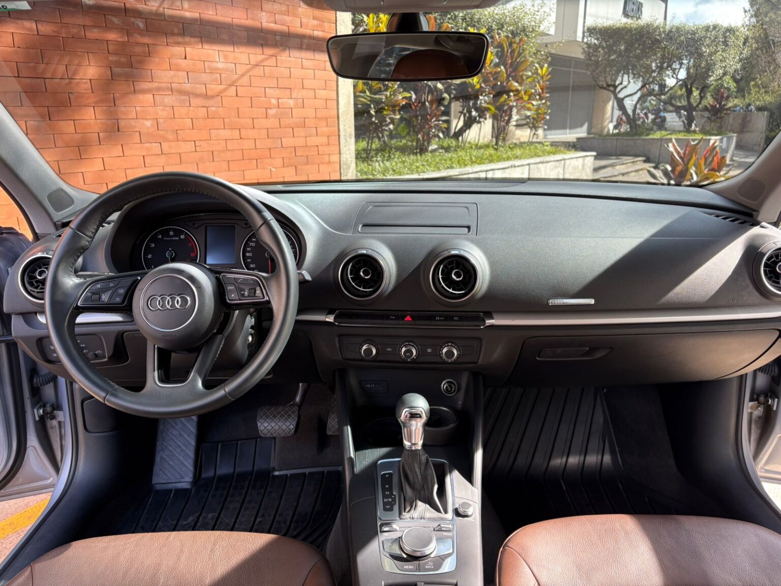 Audi-A3-2019-739KRG (12)