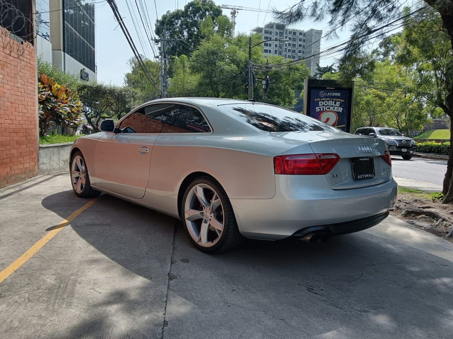 Audi-A5-2009-965DVD (16)