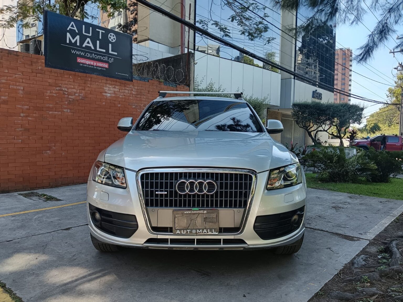 Audi-Q5-2011-908DZD (3)