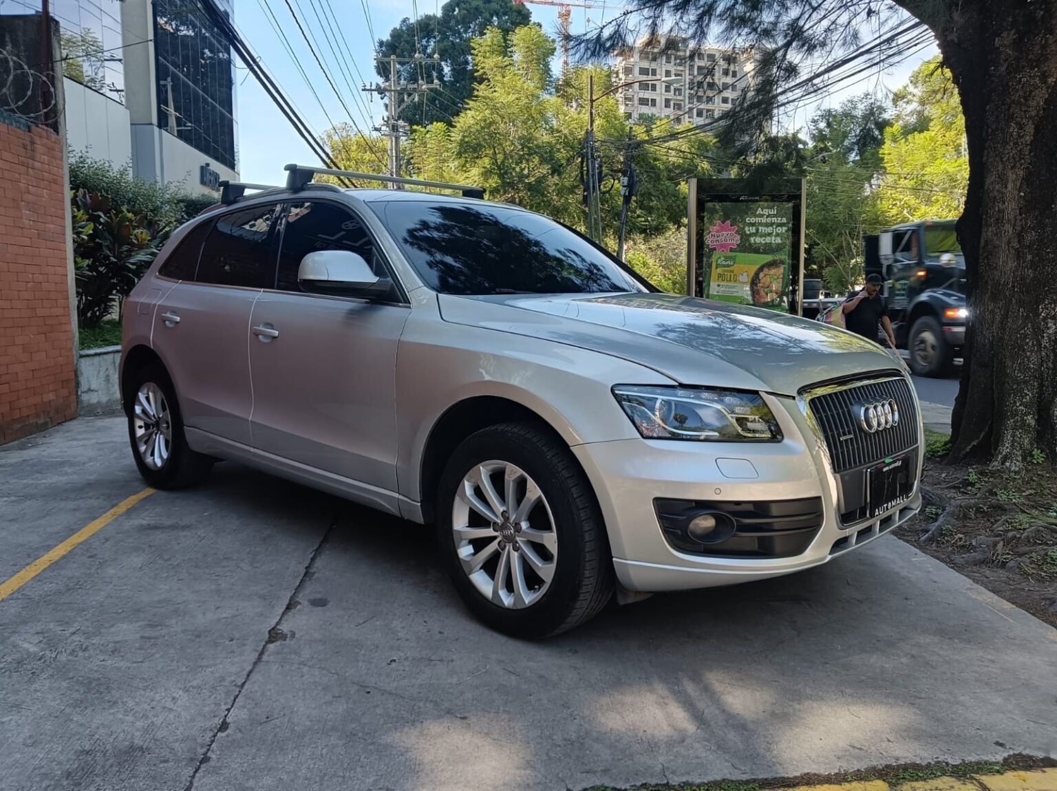 Audi-Q5-2011-908DZD (7)