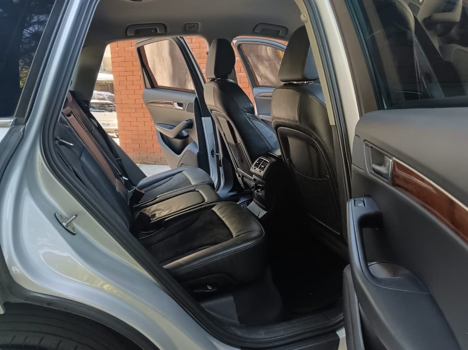 Audi-Q5-2011-908DZD (9)