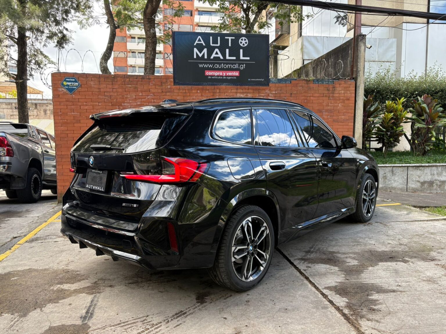 BMW-X1-Sdrive-18i-2023-983KCC (4)